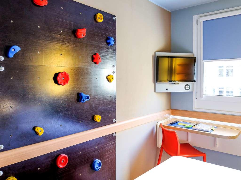 ホテル アイビス　バジェット　ベルリン　クアフュルステンダム 部屋 写真